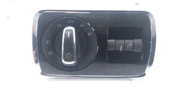 Skoda Superb B6 (3T) Light switch 3T0941431B