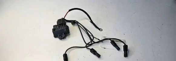 BMW 4 F32 F33 Glow plug pre-heat relay 0522120103 8570087
