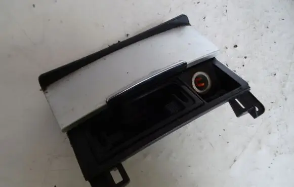 Audi Q7 4M Car ashtray 4L0857985