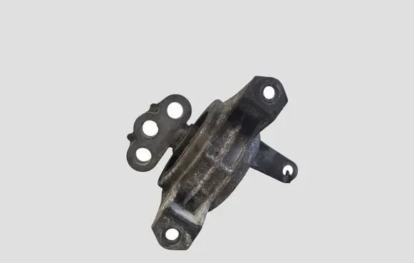 Opel Zafira B Engine mount bracket 90539246