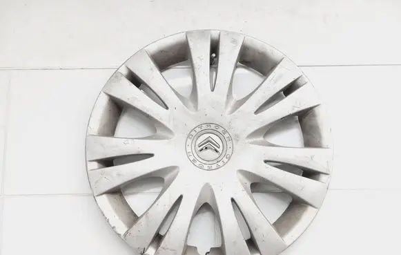 Citroen C4 I Picasso R16 wheel hub/cap/trim 9657838280