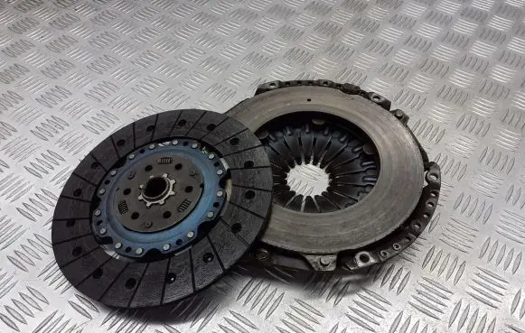 Opel Astra H Pressure plate 