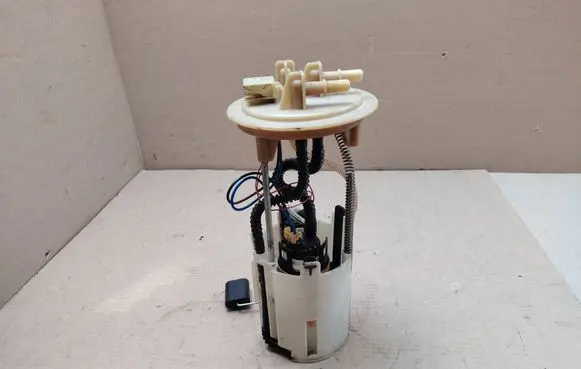 Mercedes-Benz Sprinter W906 In-tank fuel pump A9064703194
