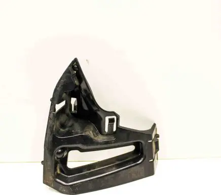 Front bumper mounting bracket