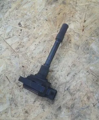 Mitsubishi Carisma High voltage ignition coil FK0138