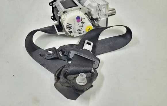 Mercedes-Benz ML W164 Front seatbelt A2518603686