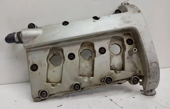 Audi A6 S6 C5 4B Rocker cam cover 06C103472