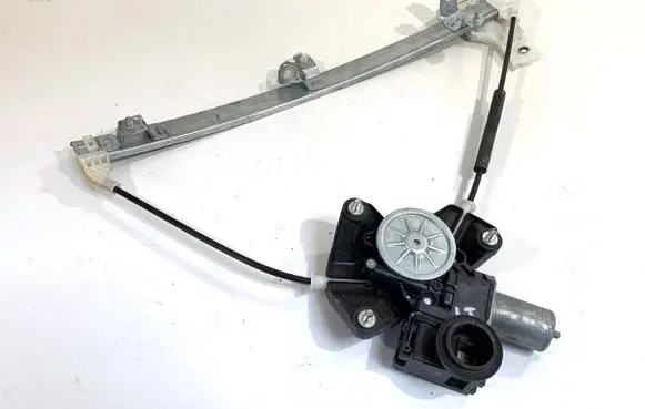 Toyota Yaris Cross Rear door window regulator with motor 857200D560