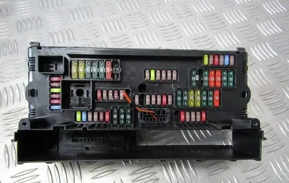 BMW 5 GT F07 Fuse box set 317033442