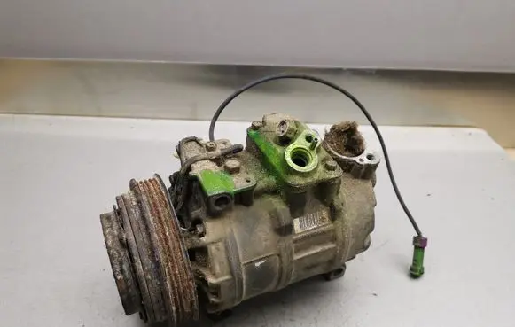 Audi A6 S6 C5 4B Air conditioning (A/C) compressor (pump) 4B0260805C