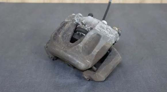 Mercedes-Benz SLK R172 Front brake caliper 2044213181 A2044213181