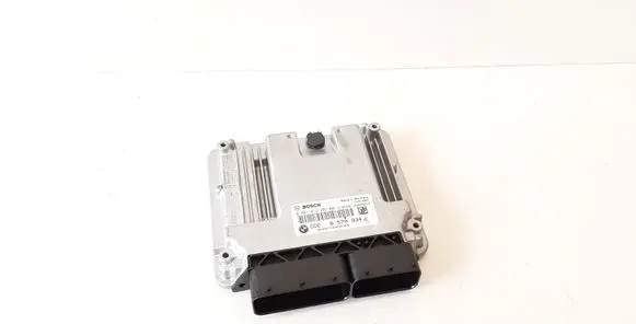 BMW 1 F20 F21 Engine control unit/module 0281019207 8570934