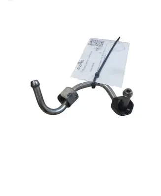 Volvo V60 Fuel injector supply line/pipe 31303504