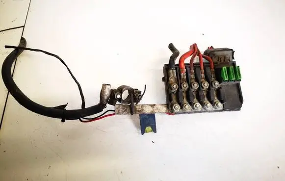 Volkswagen Golf IV Fuse box set