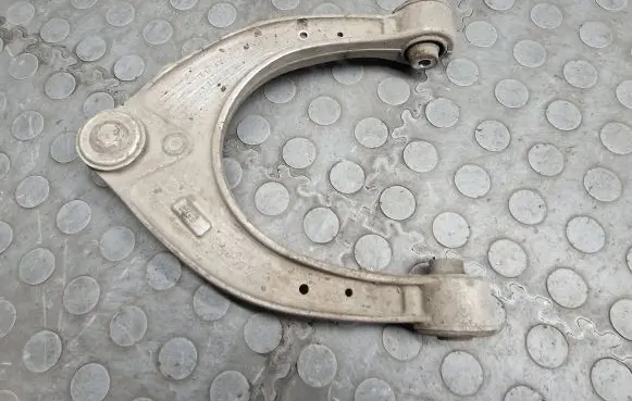 BMW 5 F10 F11 Front upper control arm/wishbone 677596710