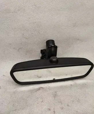 Rear view mirror (interior)