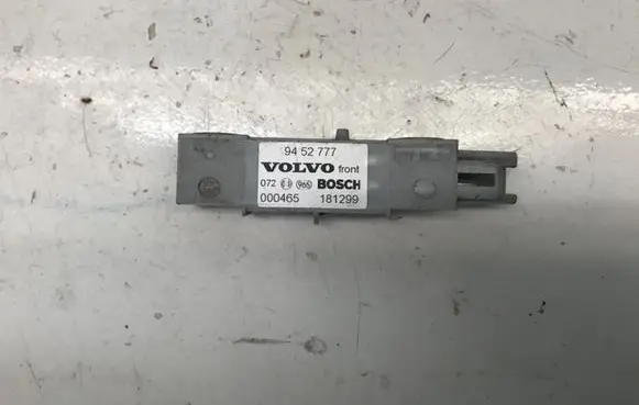 Volvo S80 Airbag deployment crash/impact sensor 9452777 181299