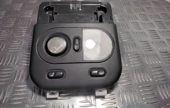 Iveco Daily 35 - 40.10 Front seat light 8200113209 7700353180 500315184
