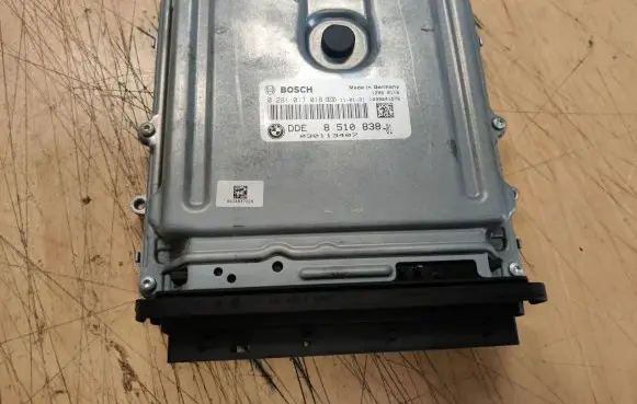 BMW X5 E70 Engine control unit/module 851083801 0281017018