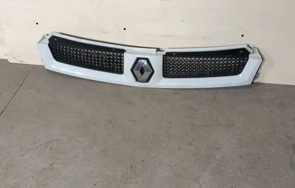 Renault Master II Front grill 8200233765