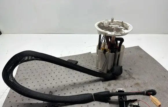 Volvo XC70 In-tank fuel pump 31274669