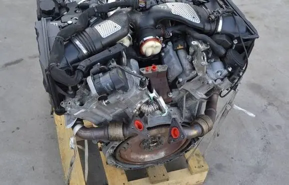 Mercedes-Benz R W251 Engine swap 642950