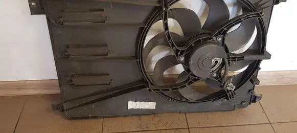 Volvo V40 Cross country Electric radiator cooling fan 31319165