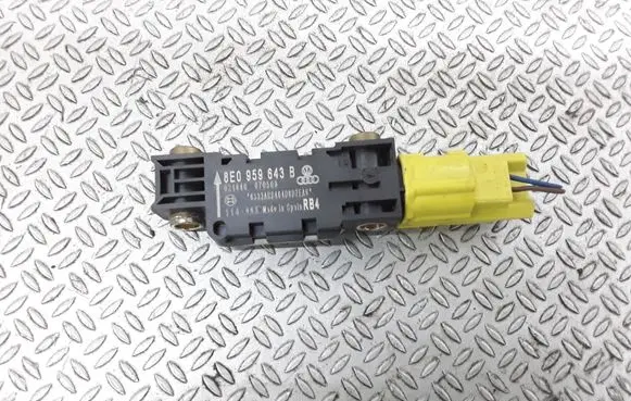 Seat Exeo (3R) Airbag deployment crash/impact sensor 8E0959643B