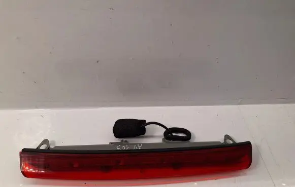 Toyota Avensis T250 Third/center stoplight 8157005090