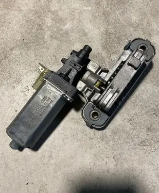 Saab 9-5 Seat adjustment motor 0390201913