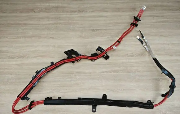 BMW 8 G16 Positive cable (battery) 9381589