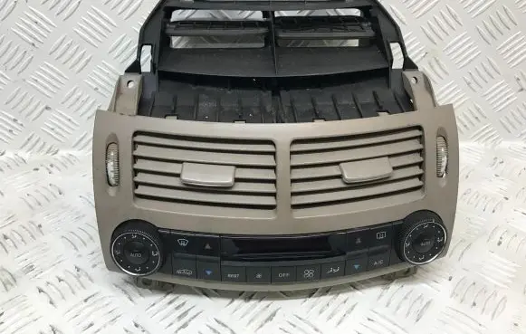 Mercedes-Benz E W211 Climate control unit A2118301854 2118301785