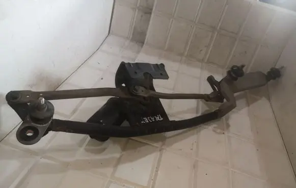 Hyundai Trajet Front wiper linkage and motor