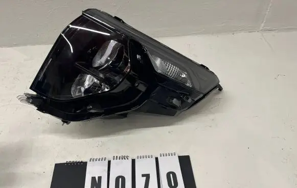 Ford Transit Courier II Headlight/headlamp R2X613W030CE R2X6-13W030-CE