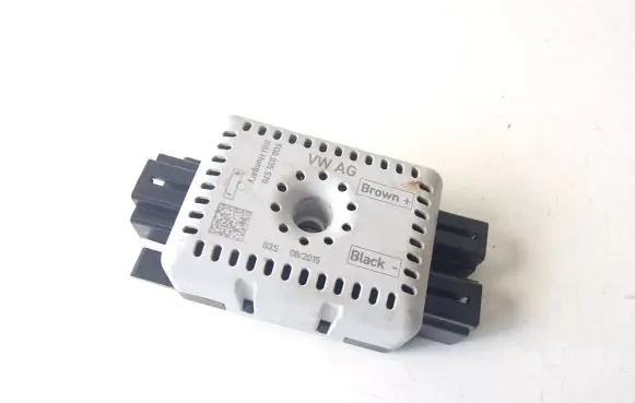 Volkswagen Golf VII Aerial antenna amplifier 5G6827505