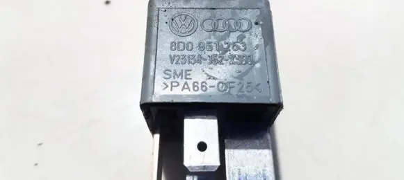 Audi A6 S6 C5 4B Other relay 8D0951253 370