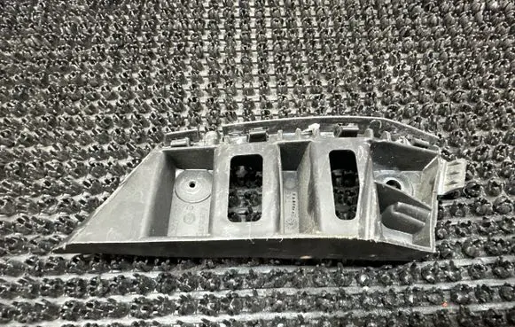 Volkswagen Tiguan Front bumper mounting bracket 5N0807183