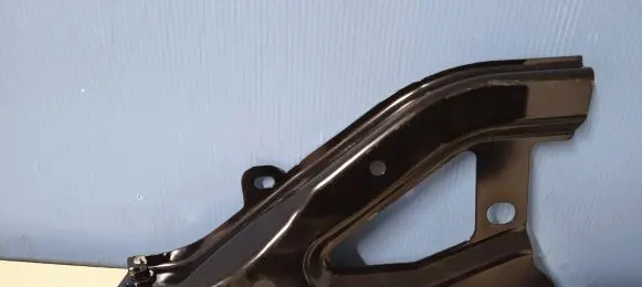Tesla Model Y Fender mounting bracket 148757800A