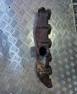 BMW 5 E60 E61 Exhaust manifold