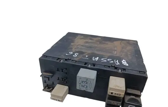 Volkswagen PASSAT B6 Fuse module 1K0937049N
