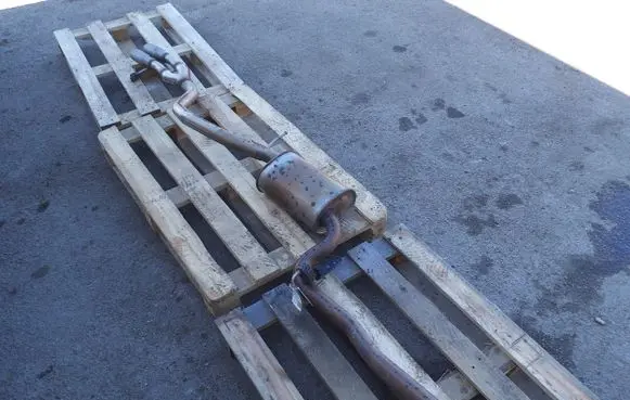 Muffler/silencer