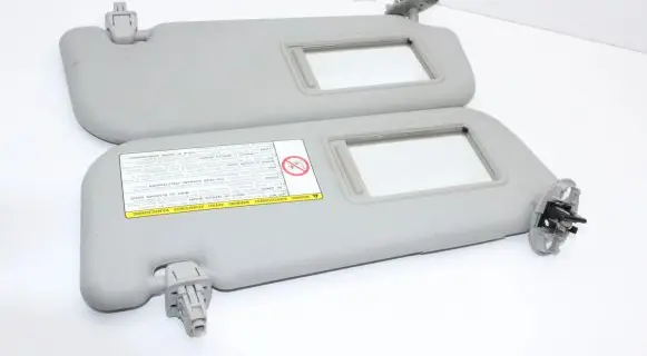 Toyota Avensis T270 Sun visor