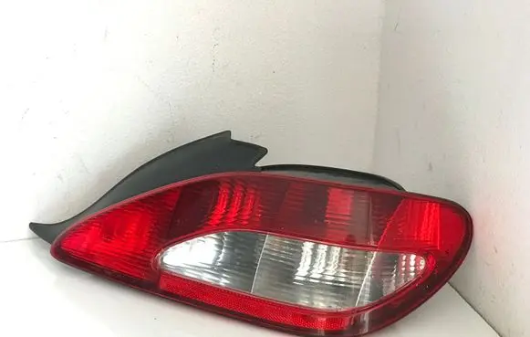 Peugeot 406 Rear/tail lights 2289D