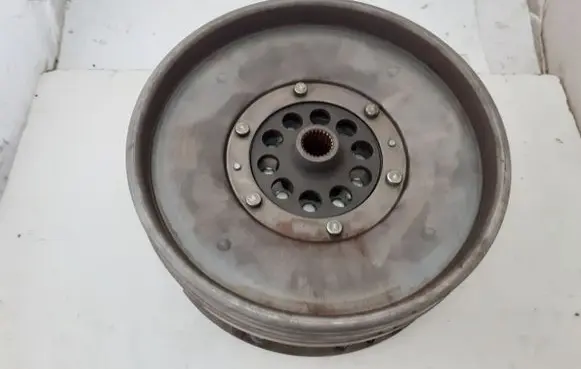 Audi A5 8T 8F Flywheel 0AW105317Q