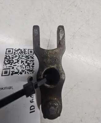 Opel Vectra C Fuel Injector clamp holder 4763