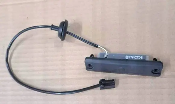 Hyundai Kona I Tailgate opening switch 812601D000