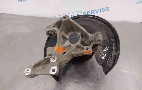 Volkswagen PASSAT B7 Rear wheel hub spindle/knuckle 3C0505435F 5N0615611C