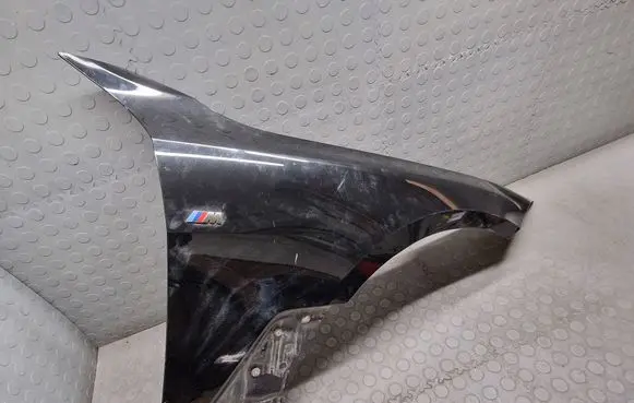 BMW i4 Fender 8739310