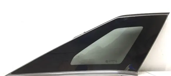 Peugeot 3008 II Rear side window 9810727380