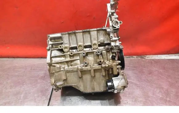 Toyota Prius+ (ZVW40) Engine block 2ZR
